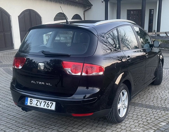 Seat Altea XL cena 25900 przebieg: 174000, rok produkcji 2012 z Radom małe 92